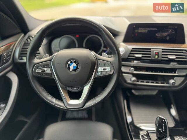 БМВ Х3 2021 в Черновцах на Automoto.ua Черный БМВ Х3, объемом двигателя 2 л и пробегом 105 тыс. км за 29800 $, фото 14 на Automoto.ua