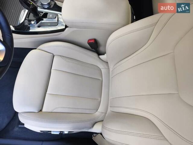 Чорний БМВ Х3, об'ємом двигуна 2 л та пробігом 82 тис. км за 32700 $, фото 13 на Automoto.ua