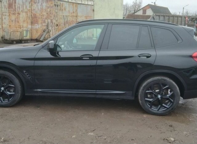 Черный БМВ Х3, объемом двигателя 2 л и пробегом 39 тыс. км за 29450 $, фото 2 на Automoto.ua