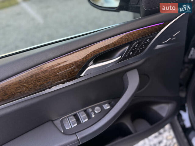 Черный БМВ Х3, объемом двигателя 2 л и пробегом 110 тыс. км за 27900 $, фото 12 на Automoto.ua