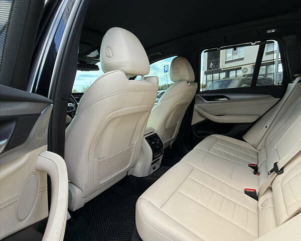 Черный БМВ Х3, объемом двигателя 2 л и пробегом 81 тыс. км за 35900 $, фото 25 на Automoto.ua