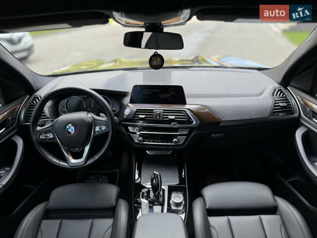 БМВ Х3 2021 в Черновцах на Automoto.ua Черный БМВ Х3, объемом двигателя 2 л и пробегом 105 тыс. км за 29800 $, фото 12 на Automoto.ua