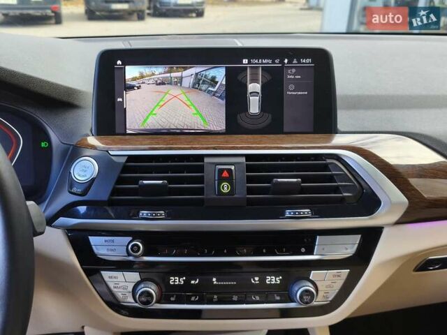 Чорний БМВ Х3, об'ємом двигуна 2 л та пробігом 82 тис. км за 32700 $, фото 27 на Automoto.ua