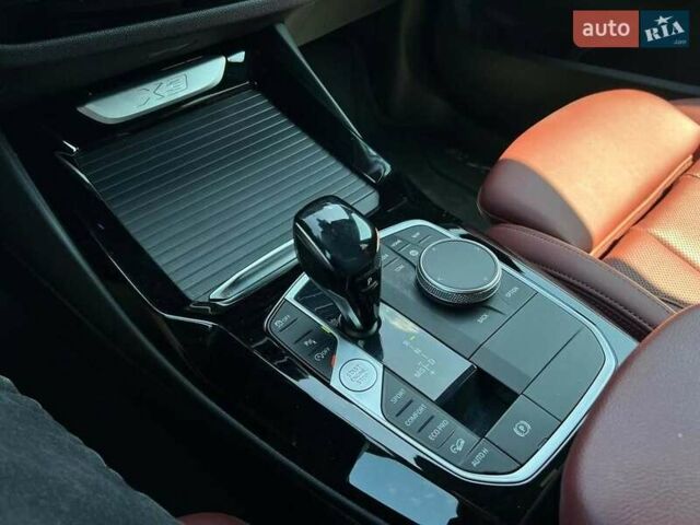 Черный БМВ Х3, объемом двигателя 2 л и пробегом 130 тыс. км за 43100 $, фото 4 на Automoto.ua
