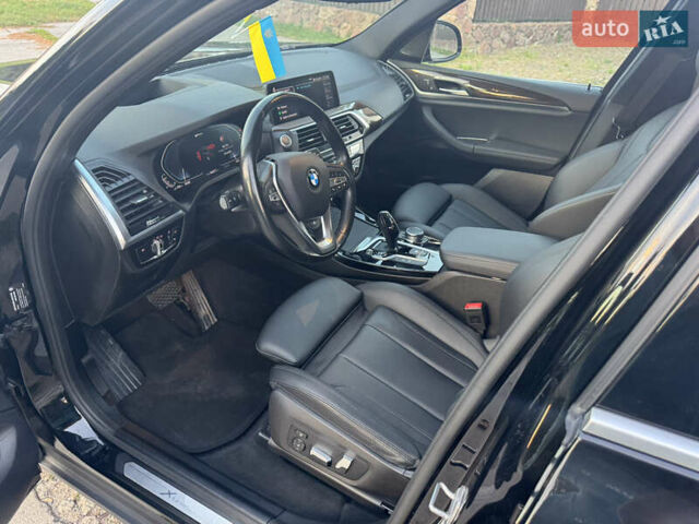 Черный БМВ Х3, объемом двигателя 2 л и пробегом 104 тыс. км за 35500 $, фото 9 на Automoto.ua