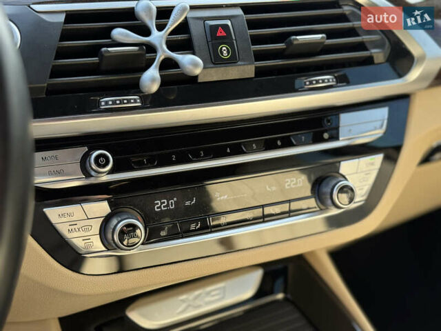 Черный БМВ Х3, объемом двигателя 2 л и пробегом 65 тыс. км за 28999 $, фото 14 на Automoto.ua