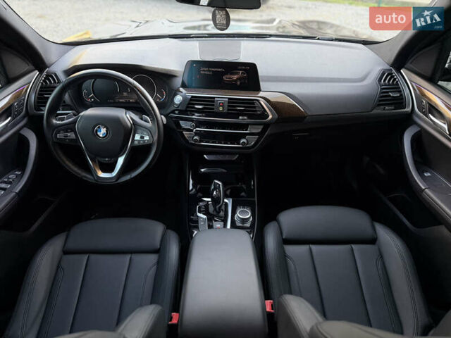 Черный БМВ Х3, объемом двигателя 2 л и пробегом 110 тыс. км за 27900 $, фото 7 на Automoto.ua