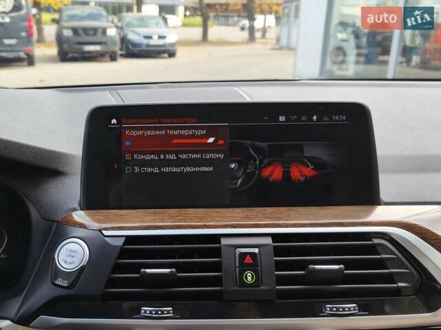 Чорний БМВ Х3, об'ємом двигуна 2 л та пробігом 82 тис. км за 32700 $, фото 40 на Automoto.ua