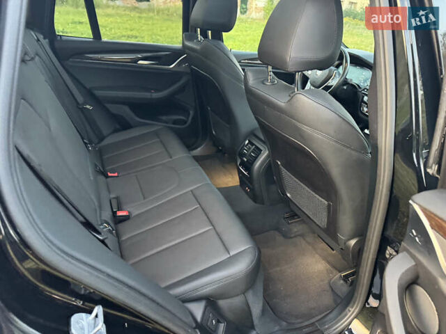 Черный БМВ Х3, объемом двигателя 2 л и пробегом 104 тыс. км за 34000 $, фото 33 на Automoto.ua