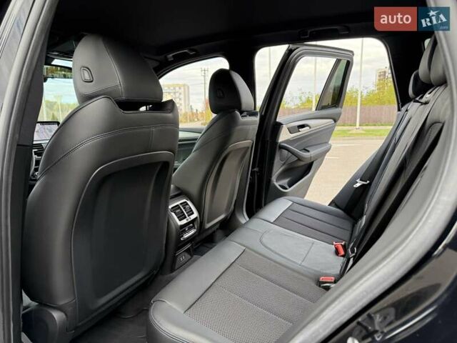 Черный БМВ Х3, объемом двигателя 2 л и пробегом 2 тыс. км за 52500 $, фото 72 на Automoto.ua