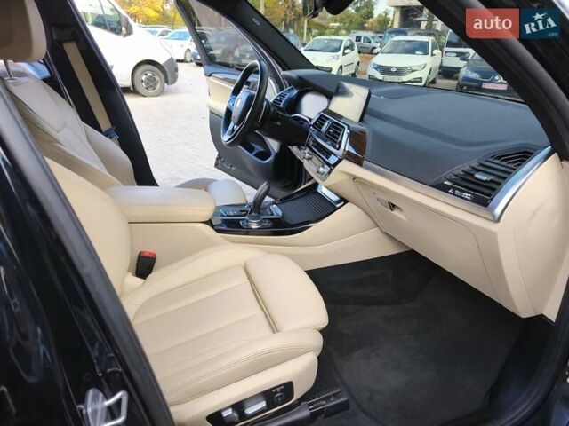 Чорний БМВ Х3, об'ємом двигуна 2 л та пробігом 82 тис. км за 32700 $, фото 18 на Automoto.ua