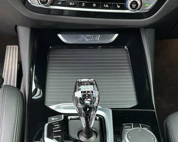 Чорний БМВ Х3, об'ємом двигуна 2 л та пробігом 38 тис. км за 36500 $, фото 17 на Automoto.ua