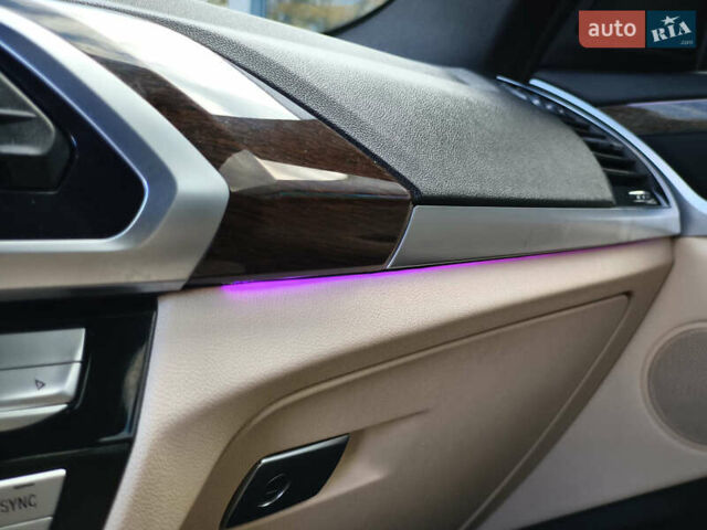 Чорний БМВ Х3, об'ємом двигуна 2 л та пробігом 82 тис. км за 32700 $, фото 28 на Automoto.ua