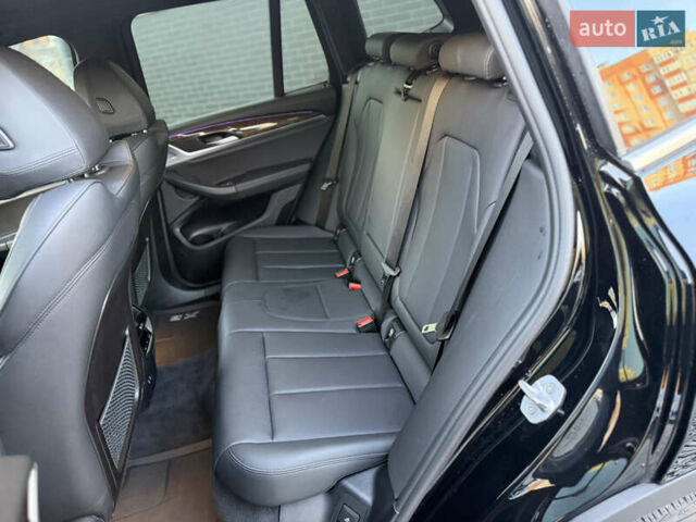 Черный БМВ Х3, объемом двигателя 2 л и пробегом 110 тыс. км за 27900 $, фото 10 на Automoto.ua