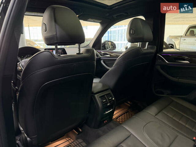 Чорний БМВ Х3, об'ємом двигуна 2 л та пробігом 82 тис. км за 33900 $, фото 22 на Automoto.ua