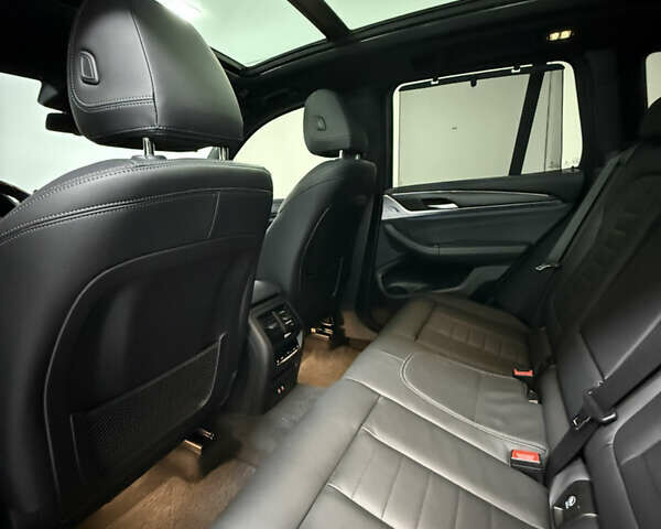 Черный БМВ Х3, объемом двигателя 2 л и пробегом 36 тыс. км за 51000 $, фото 43 на Automoto.ua