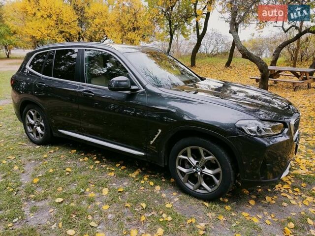 Чорний БМВ Х3, об'ємом двигуна 2 л та пробігом 34 тис. км за 39999 $, фото 6 на Automoto.ua