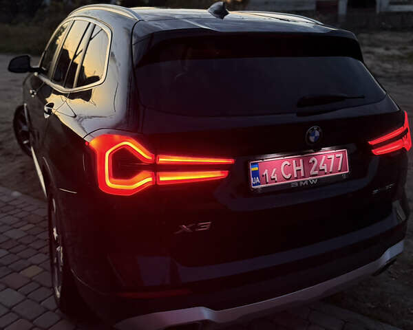 Чорний БМВ Х3, об'ємом двигуна 2 л та пробігом 88 тис. км за 33900 $, фото 48 на Automoto.ua