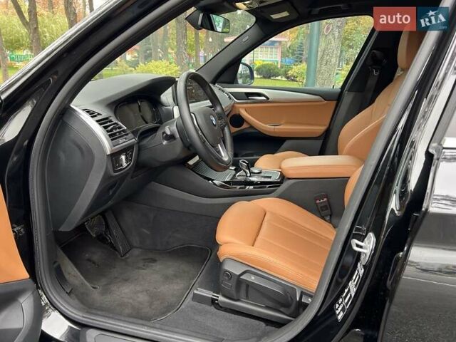 Черный БМВ Х3, объемом двигателя 2 л и пробегом 27 тыс. км за 47000 $, фото 17 на Automoto.ua