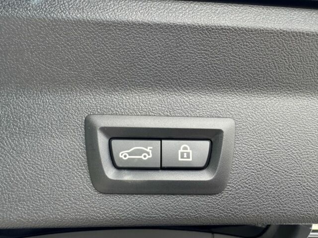 Черный БМВ Х3, объемом двигателя 2 л и пробегом 1 тыс. км за 68999 $, фото 16 на Automoto.ua