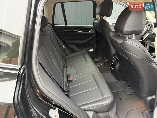Чорний БМВ Х3, об'ємом двигуна 2 л та пробігом 89 тис. км за 42000 $, фото 7 на Automoto.ua