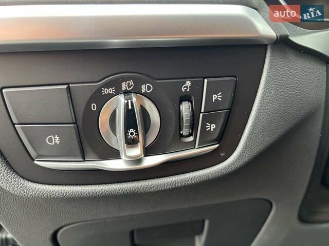 Черный БМВ Х3, объемом двигателя 2 л и пробегом 27 тыс. км за 47000 $, фото 18 на Automoto.ua