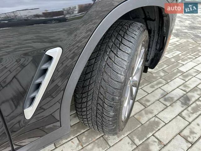 Черный БМВ Х3, объемом двигателя 2 л и пробегом 35 тыс. км за 46300 $, фото 49 на Automoto.ua
