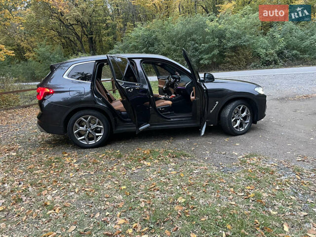 Черный БМВ Х3, объемом двигателя 2 л и пробегом 64 тыс. км за 42000 $, фото 29 на Automoto.ua