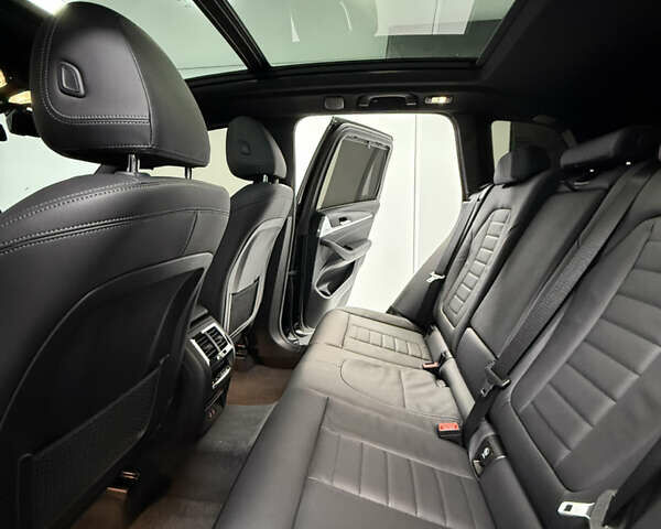 Черный БМВ Х3, объемом двигателя 2 л и пробегом 36 тыс. км за 51000 $, фото 45 на Automoto.ua