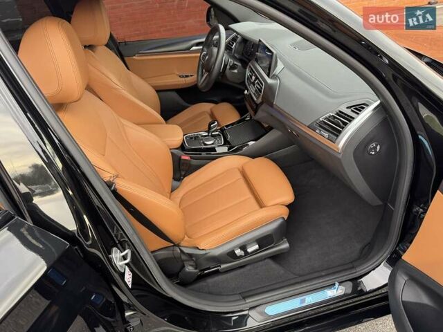 Черный БМВ Х3, объемом двигателя 2 л и пробегом 29 тыс. км за 54950 $, фото 54 на Automoto.ua