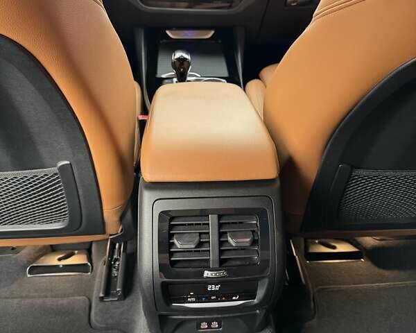 Черный БМВ Х3, объемом двигателя 2 л и пробегом 29 тыс. км за 54950 $, фото 30 на Automoto.ua