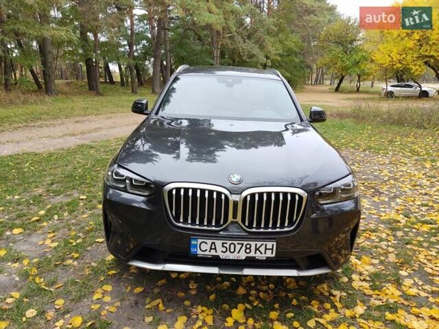Чорний БМВ Х3, об'ємом двигуна 2 л та пробігом 34 тис. км за 39999 $, фото 4 на Automoto.ua