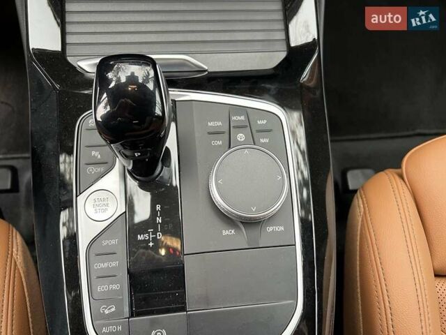 Черный БМВ Х3, объемом двигателя 2 л и пробегом 27 тыс. км за 47000 $, фото 22 на Automoto.ua