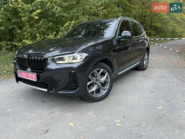 Черный БМВ Х3, объемом двигателя 2 л и пробегом 64 тыс. км за 42000 $, фото 4 на Automoto.ua