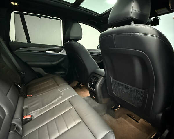 Черный БМВ Х3, объемом двигателя 2 л и пробегом 36 тыс. км за 51000 $, фото 44 на Automoto.ua