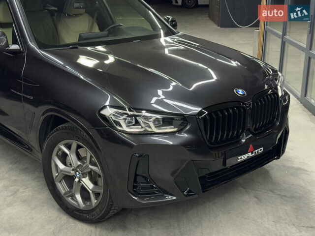 Черный БМВ Х3, объемом двигателя 2 л и пробегом 25 тыс. км за 38900 $, фото 2 на Automoto.ua
