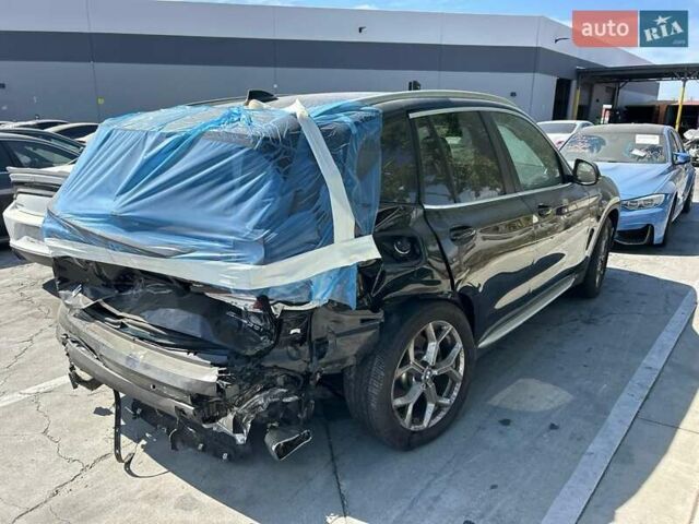 Черный БМВ Х3, объемом двигателя 2 л и пробегом 24 тыс. км за 25900 $, фото 4 на Automoto.ua