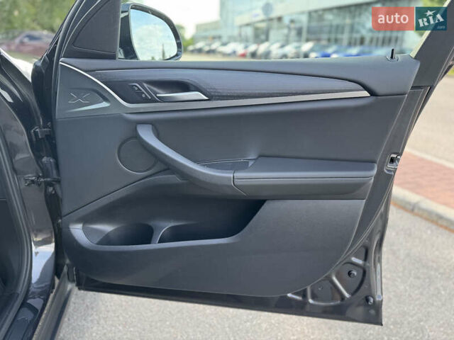 Черный БМВ Х3, объемом двигателя 2 л и пробегом 38 тыс. км за 43999 $, фото 57 на Automoto.ua