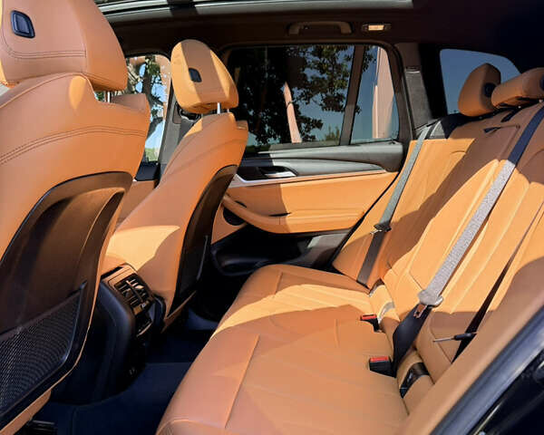 Чорний БМВ Х3, об'ємом двигуна 2 л та пробігом 39 тис. км за 49999 $, фото 21 на Automoto.ua