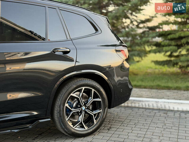 Черный БМВ Х3, объемом двигателя 2 л и пробегом 31 тыс. км за 41000 $, фото 2 на Automoto.ua