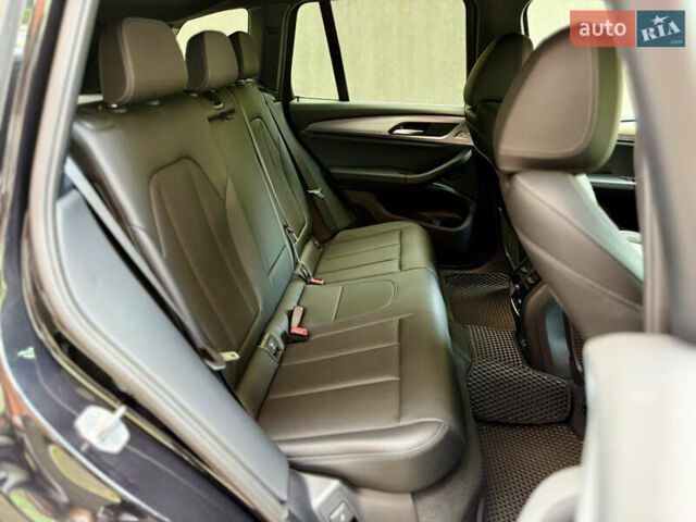 Черный БМВ Х3, объемом двигателя 2 л и пробегом 25 тыс. км за 37000 $, фото 16 на Automoto.ua
