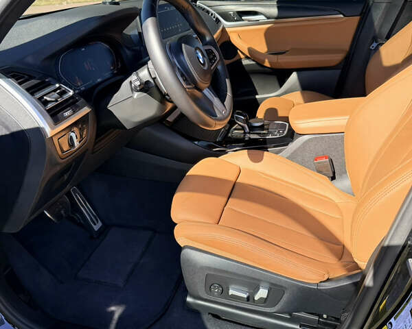 Чорний БМВ Х3, об'ємом двигуна 2 л та пробігом 39 тис. км за 49999 $, фото 24 на Automoto.ua