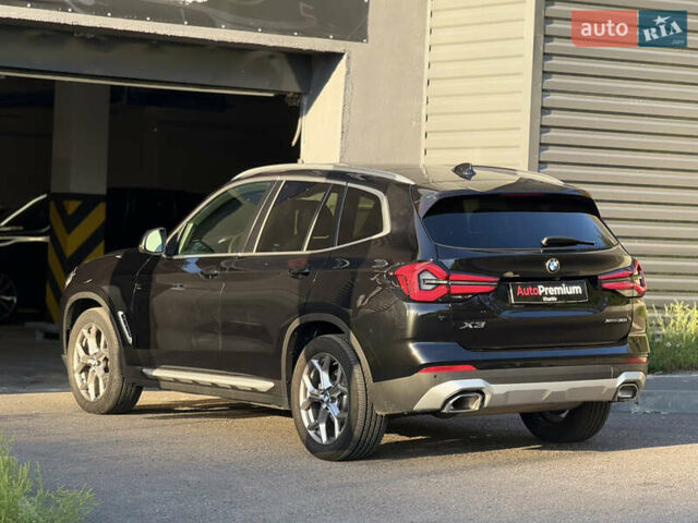 Черный БМВ Х3, объемом двигателя 2 л и пробегом 25 тыс. км за 37000 $, фото 5 на Automoto.ua