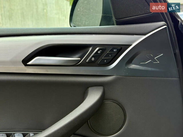 Черный БМВ Х3, объемом двигателя 2 л и пробегом 25 тыс. км за 37000 $, фото 12 на Automoto.ua