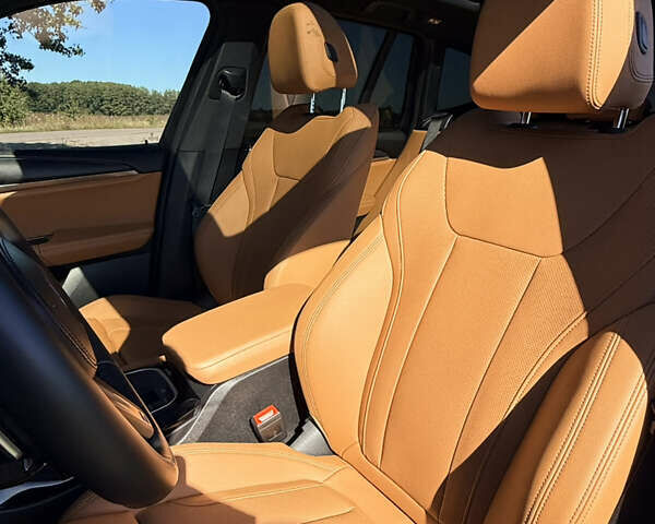 Чорний БМВ Х3, об'ємом двигуна 2 л та пробігом 39 тис. км за 49999 $, фото 16 на Automoto.ua