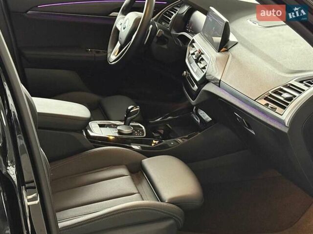 Чорний БМВ Х3, об'ємом двигуна 2 л та пробігом 6 тис. км за 52990 $, фото 28 на Automoto.ua