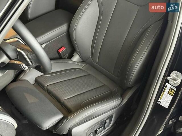 Чорний БМВ Х3, об'ємом двигуна 2 л та пробігом 6 тис. км за 52990 $, фото 22 на Automoto.ua