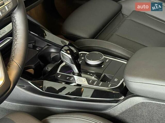 Чорний БМВ Х3, об'ємом двигуна 2 л та пробігом 6 тис. км за 52990 $, фото 25 на Automoto.ua