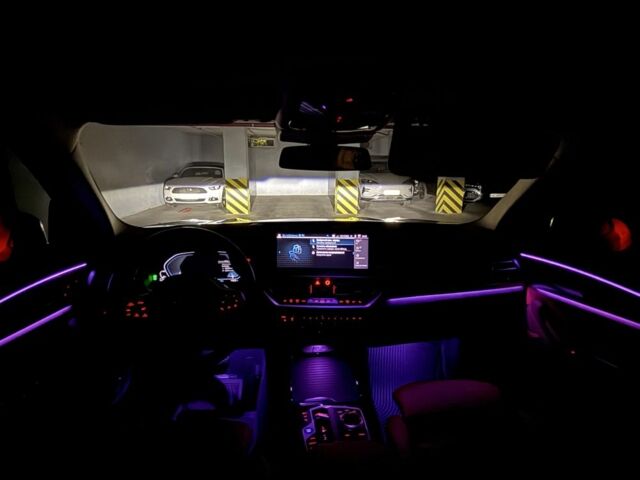 Фіолетовий БМВ Х3, об'ємом двигуна 0 л та пробігом 9 тис. км за 38500 $, фото 6 на Automoto.ua