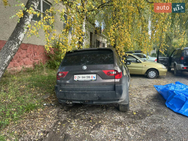 Коричневый БМВ Х3, объемом двигателя 3 л и пробегом 300 тыс. км за 2200 $, фото 1 на Automoto.ua